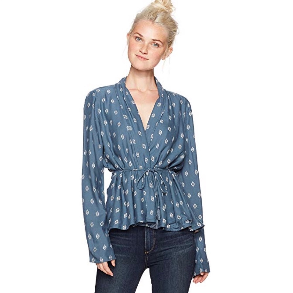 Roxy wrap top